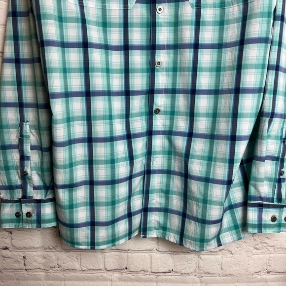 TWO Ocean & Coast Classic Button Down Shirts - Picture 10 of 13